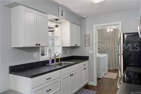 House in Beverly Hills, Florida 2 bedrooms, 111.48 sq.m. № 1832872 - photo 8