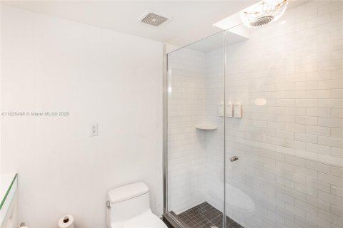 Copropriété à vendre à Miami Beach, Floride: 44.31 m2 № 1939734 - photo 13