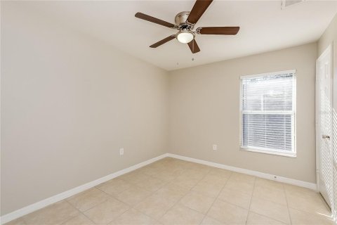 House in Plant City, Florida 3 bedrooms, 123.1 sq.m. № 1905034 - photo 11