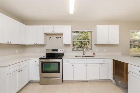 House in Plant City, Florida 3 bedrooms, 123.1 sq.m. № 1905034 - photo 7