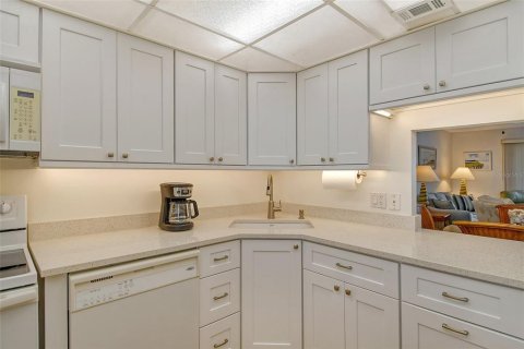 Condominio en venta en Sarasota, Florida, 1 dormitorio, 72.28 m2 № 2093984 - foto 21