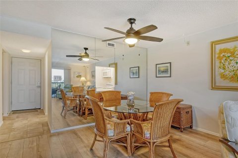 Condominio en venta en Sarasota, Florida, 1 dormitorio, 72.28 m2 № 2093984 - foto 17