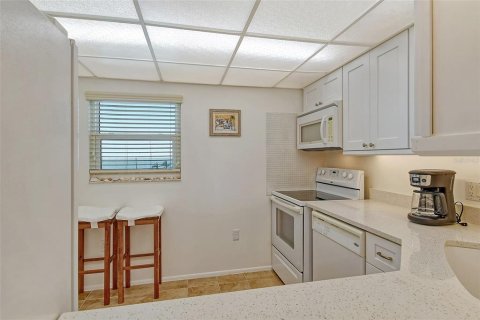 Condominio en venta en Sarasota, Florida, 1 dormitorio, 72.28 m2 № 2093984 - foto 19