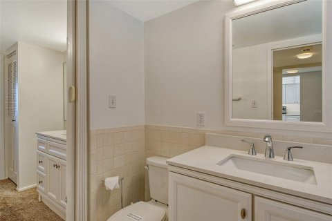 Condominio en venta en Sarasota, Florida, 1 dormitorio, 72.28 m2 № 2093984 - foto 28