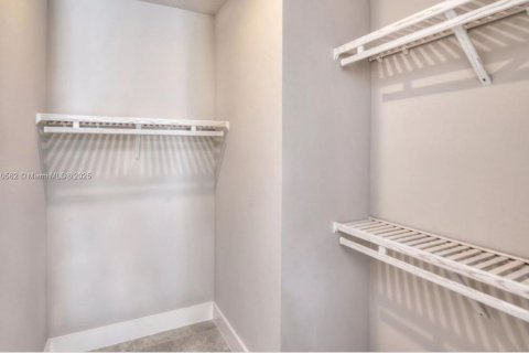 House in Ormond Beach, Florida 2 bedrooms № 1928916 - photo 15