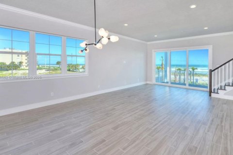 House in Ormond Beach, Florida 2 bedrooms № 1928916 - photo 7