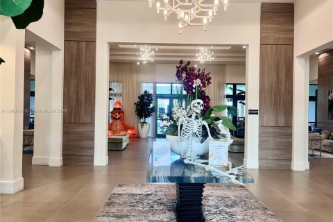Condo in Doral, Florida, 1 bedroom № 2018335 - photo 17