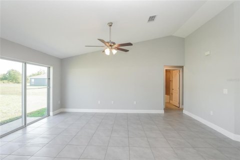 Villa ou maison à vendre à Kissimmee, Floride: 4 chambres, 168.25 m2 № 2107887 - photo 4