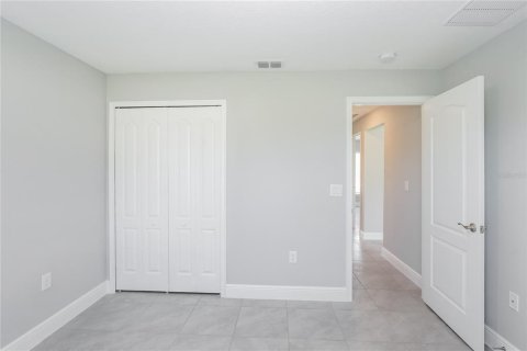 Villa ou maison à vendre à Kissimmee, Floride: 4 chambres, 168.25 m2 № 2107887 - photo 10