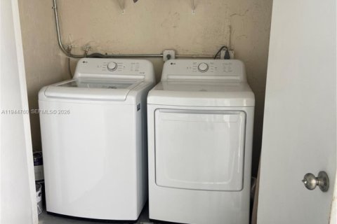 Copropriété à vendre à Cutler Bay, Floride: 2 chambres, 103.4 m2 № 2001245 - photo 10