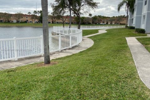 Copropriété à vendre à Cutler Bay, Floride: 2 chambres, 103.4 m2 № 2001245 - photo 15