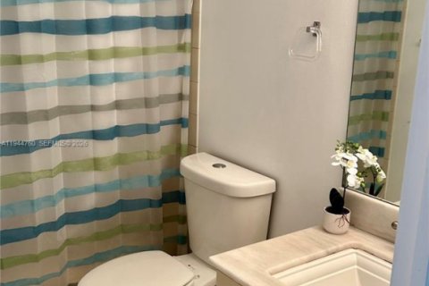 Copropriété à vendre à Cutler Bay, Floride: 2 chambres, 103.4 m2 № 2001245 - photo 26
