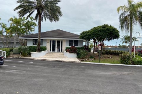 Copropriété à vendre à Cutler Bay, Floride: 2 chambres, 103.4 m2 № 2001245 - photo 16