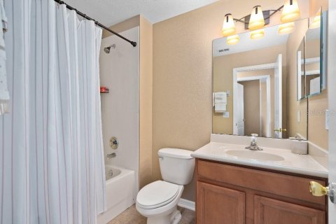Townhouse in Winter Park, Florida 3 bedrooms, 170.66 sq.m. № 1744847 - photo 13