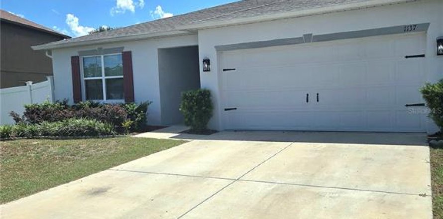 Villa ou maison à Kissimmee, Floride 4 chambres, 174.1 m2 № 2323171