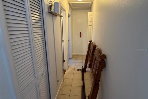 Commercial property in Saint Petersburg, Florida 6 bedrooms, 209.96 sq.m. № 2099709 - photo 21