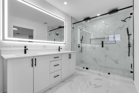 Купить виллу или дом в Майами, Флорида 4 спальни, 212.65м2, № 2005473 - фото 24