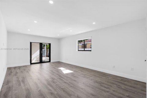 Купить виллу или дом в Майами, Флорида 4 спальни, 212.65м2, № 2005473 - фото 8