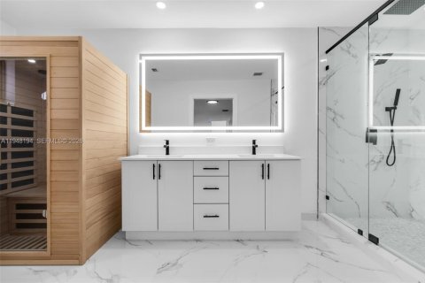 Купить виллу или дом в Майами, Флорида 4 спальни, 212.65м2, № 2005473 - фото 2