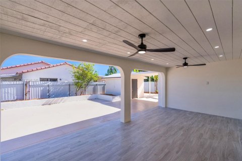 Купить виллу или дом в Майами, Флорида 4 спальни, 212.65м2, № 2005473 - фото 27