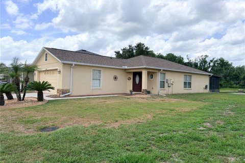 Villa ou maison à vendre à Land O' Lakes, Floride: 3 chambres, 118.26 m2 № 2107190 - photo 2