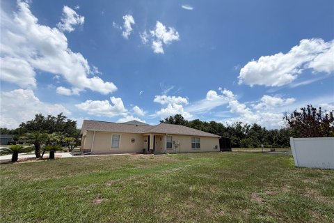 Villa ou maison à vendre à Land O' Lakes, Floride: 3 chambres, 118.26 m2 № 2107190 - photo 3