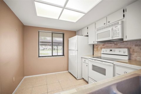 Купить кондоминиум в Клируотер, Флорида 8 комнат, 95.69м2, № 2208155 - фото 10