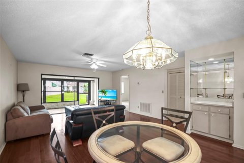 Купить кондоминиум в Клируотер, Флорида 8 комнат, 95.69м2, № 2208155 - фото 15
