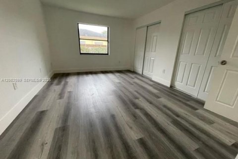Adosado en venta en Homestead, Florida, 3 dormitorios, 111.48 m2 № 2246847 - foto 15