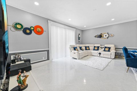 Villa ou maison à vendre à Boynton Beach, Floride: 4 chambres, 203.64 m2 № 2081665 - photo 11