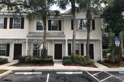 Townhouse in Plantation, Florida 2 bedrooms, 103.12 sq.m. № 1891507 - photo 12