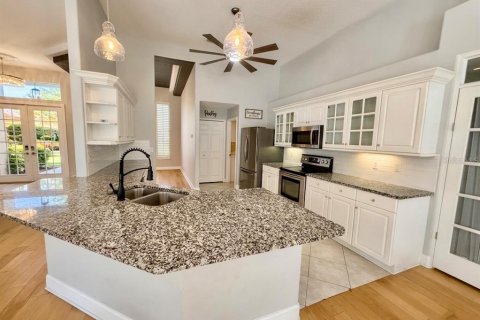 House in Ormond Beach, Florida 3 bedrooms, 197.05 sq.m. № 2217161 - photo 3