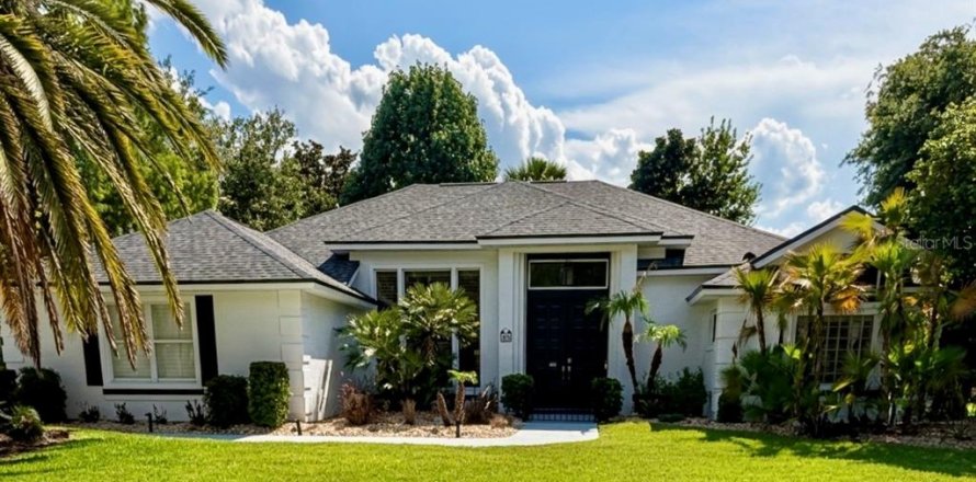 House in Ormond Beach, Florida 3 bedrooms, 197.05 sq.m. № 2217161