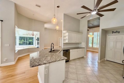 House in Ormond Beach, Florida 3 bedrooms, 197.05 sq.m. № 2217161 - photo 4
