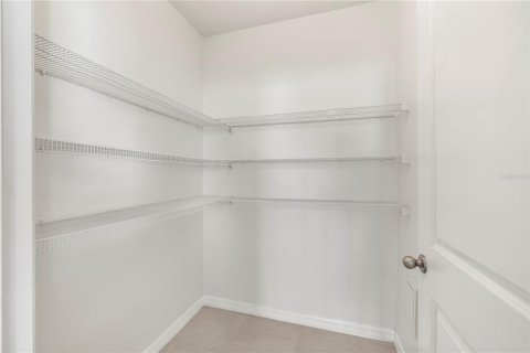 House in Wesley Chapel, Florida 5 bedrooms, 227.33 sq.m. № 2238505 - photo 20