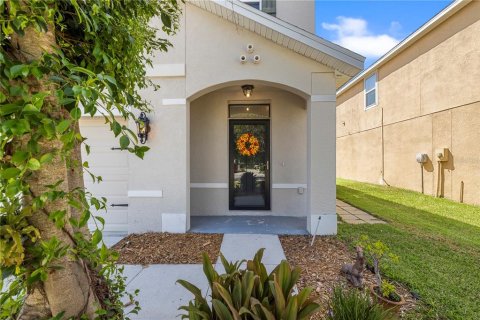 House in Wesley Chapel, Florida 5 bedrooms, 227.33 sq.m. № 2238505 - photo 5