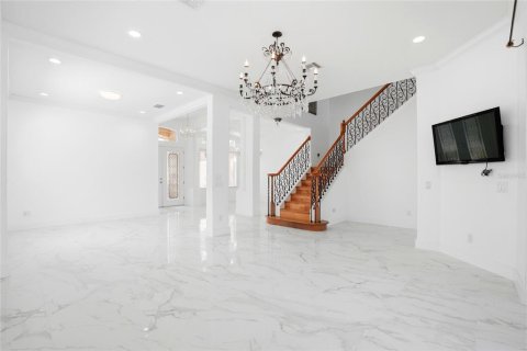 Купить виллу или дом в Тампа, Флорида 13 комнат, 345.04м2, № 2213919 - фото 5