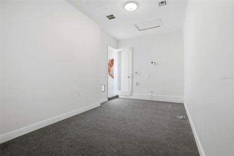 Купить виллу или дом в Тампа, Флорида 13 комнат, 345.04м2, № 2213919 - фото 24