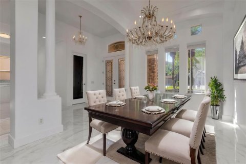 Купить виллу или дом в Тампа, Флорида 13 комнат, 345.04м2, № 2213919 - фото 8