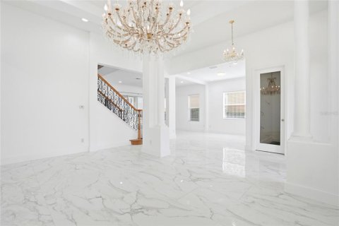 Купить виллу или дом в Тампа, Флорида 13 комнат, 345.04м2, № 2213919 - фото 11