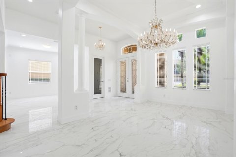 Купить виллу или дом в Тампа, Флорида 13 комнат, 345.04м2, № 2213919 - фото 9