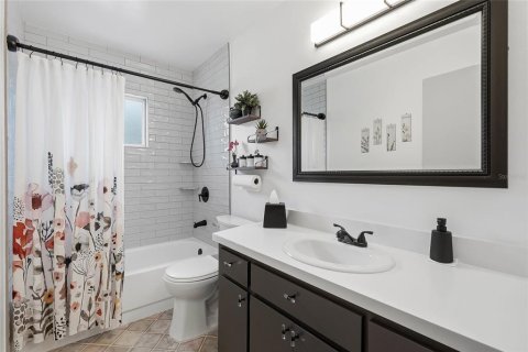 Villa ou maison à vendre à Tampa, Floride: 3 chambres, 151.8 m2 № 2230241 - photo 22