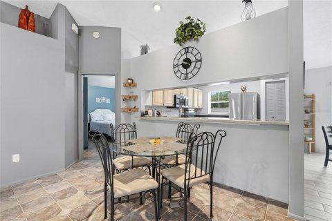 Villa ou maison à vendre à Tampa, Floride: 3 chambres, 151.8 m2 № 2230241 - photo 10