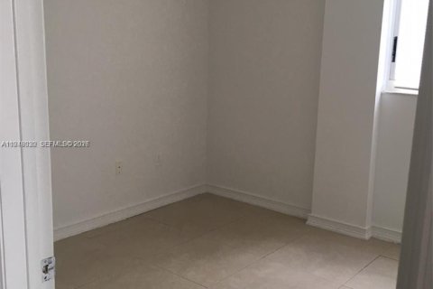 Купить кондоминиум в Майами, Флорида 2 спальни, 73.11м2, № 2005470 - фото 5