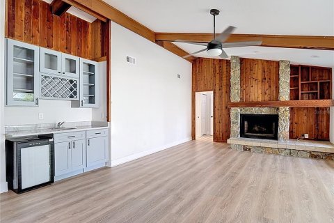 House in Palm Harbor, Florida 4 bedrooms, 271.74 sq.m. № 2273216 - photo 28