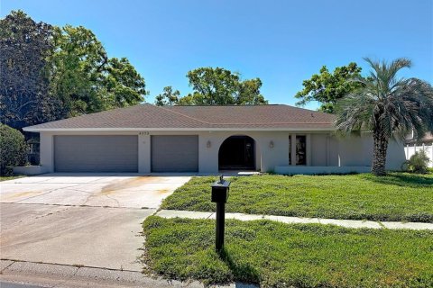 House in Palm Harbor, Florida 4 bedrooms, 271.74 sq.m. № 2273216 - photo 6