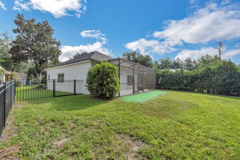 House in Fish Hawk, Florida 3 bedrooms, 111.39 sq.m. № 2216804 - photo 23