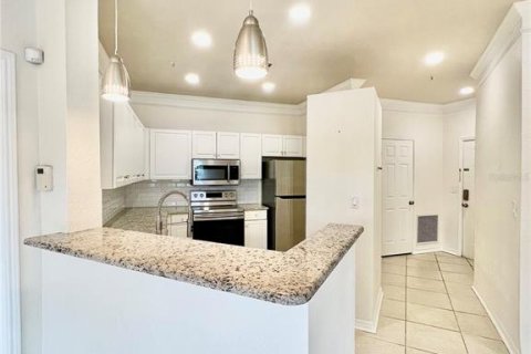 Condominio en alquiler en Tampa, Florida, 2 dormitorios, 107.12 m2 № 1842254 - foto 4