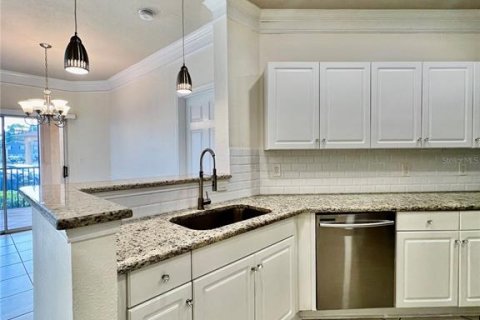 Condominio en alquiler en Tampa, Florida, 2 dormitorios, 107.12 m2 № 1842254 - foto 5