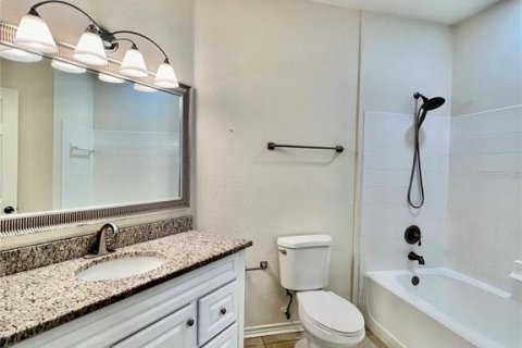 Condominio en alquiler en Tampa, Florida, 2 dormitorios, 107.12 m2 № 1842254 - foto 22